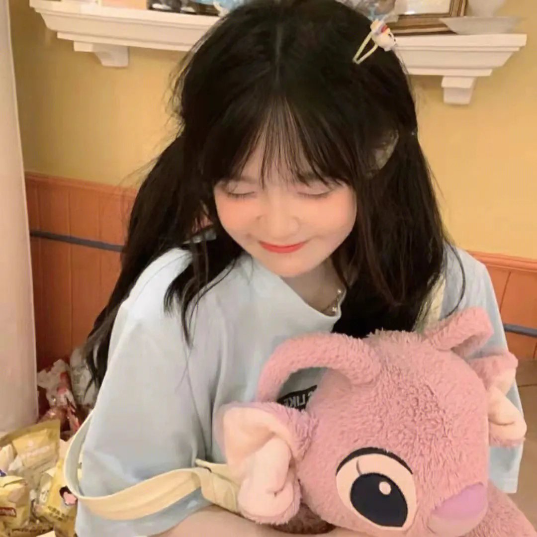 穿成替身后她连夜攻读月嫂手册